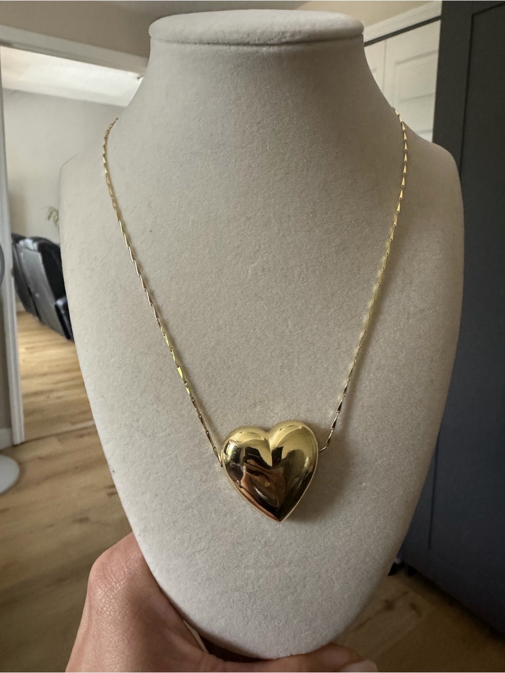 Gold Heart Pendant Necklace - Women's Jewelry